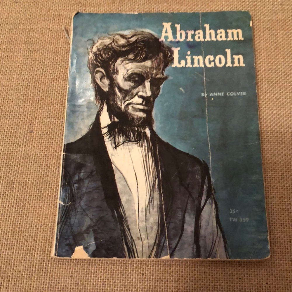 Vintage 1966 Abraham Lincoln book by Ann clover